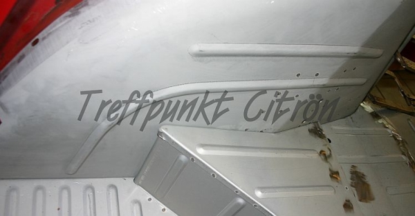 Innenkotflügel (zwei Sicken!) hinten links, 2CV