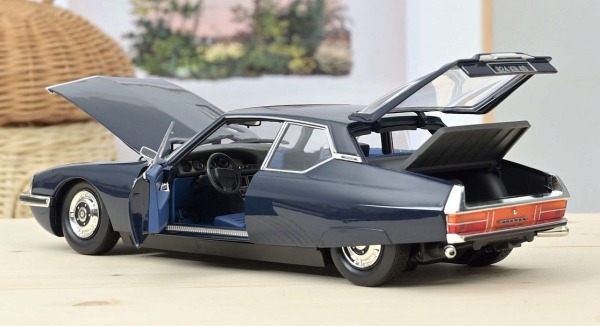NOREV: Citroën SM Orient Blau (1:18)
